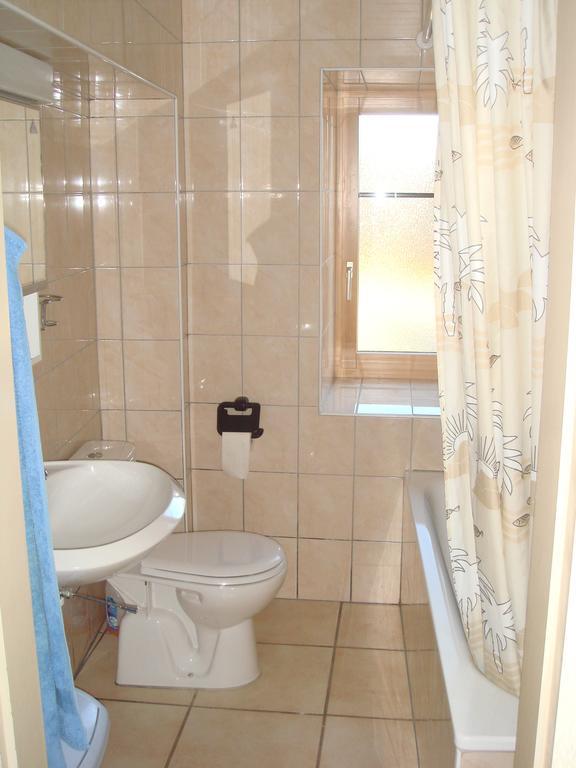 B&B La Ferme De Pouillerel La Chaux De Fonds Phòng bức ảnh