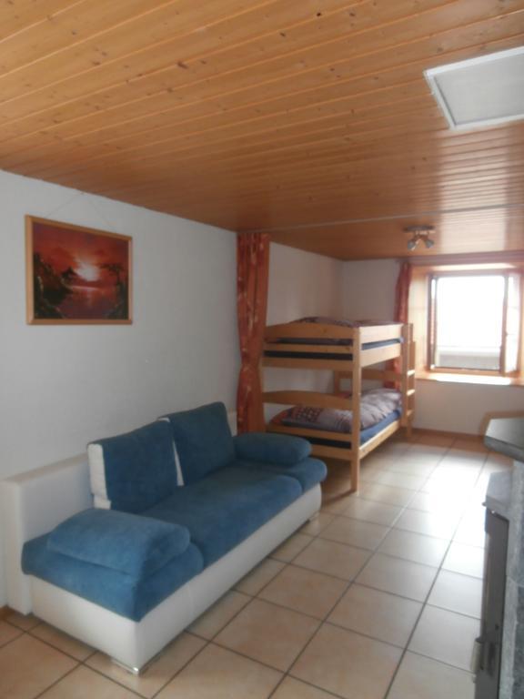 B&B La Ferme De Pouillerel La Chaux De Fonds Phòng bức ảnh